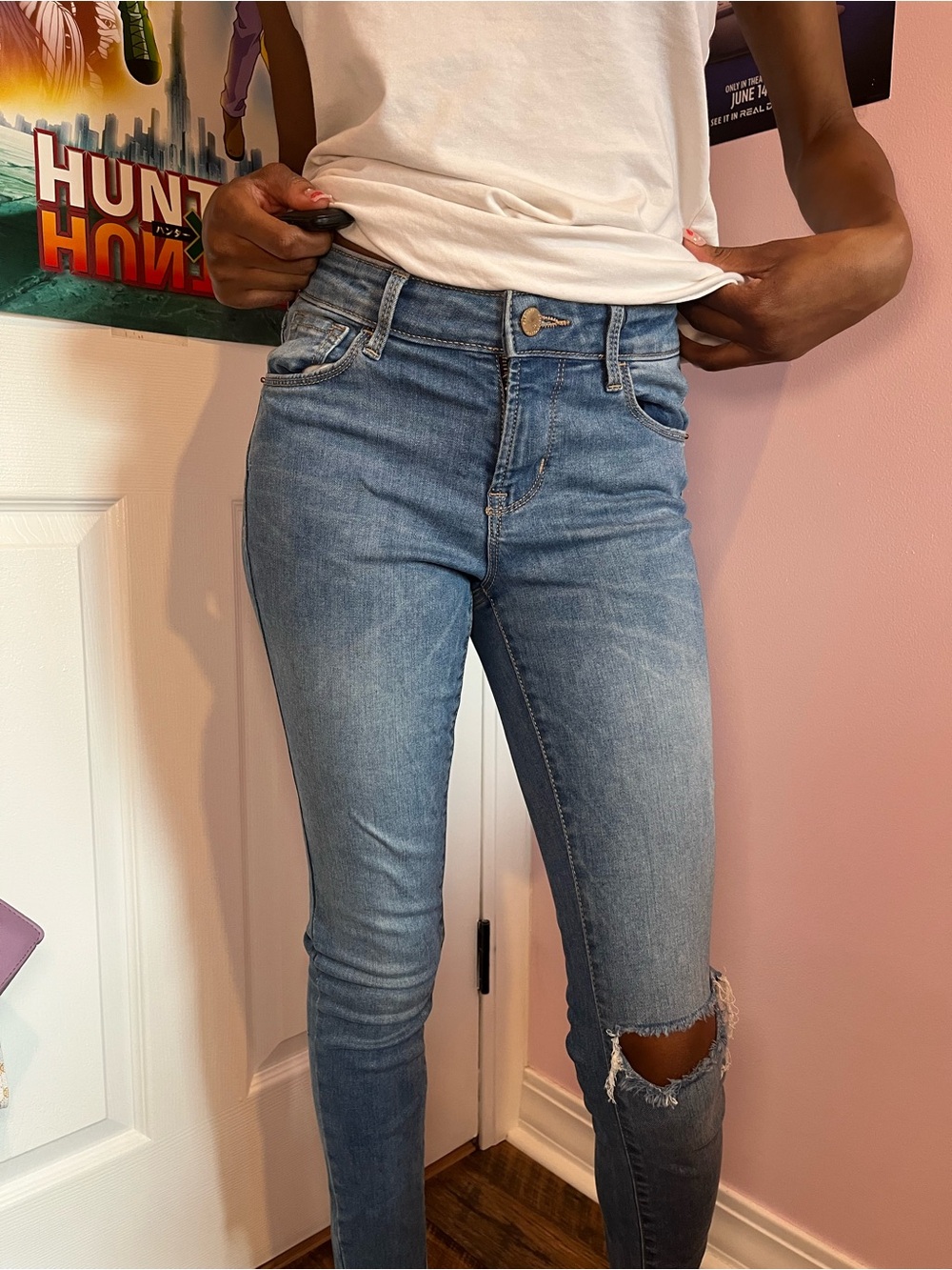 Old Navy Light Blue High Rise Skinny Jeans with Knee Rip - Women